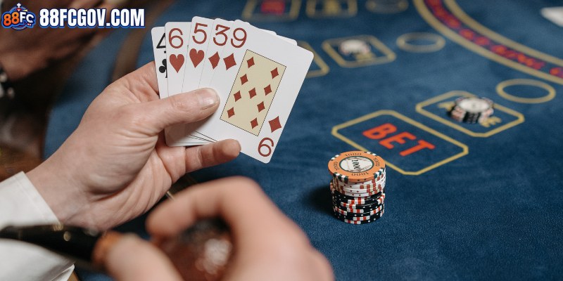 Mẹo và kinh nghiệm chơi Poker để tăng tỷ lệ thắng